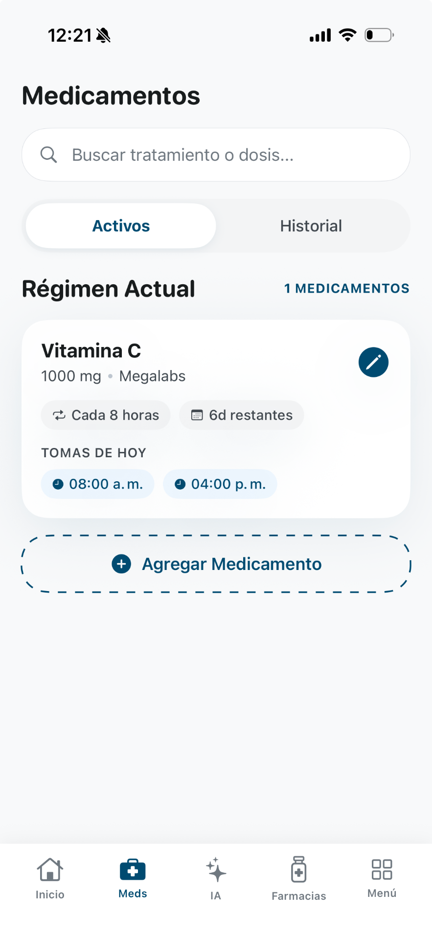 Qida screen: current regimen with Vitamin C, today's intakes at 8:00 AM and 4:00 PM.